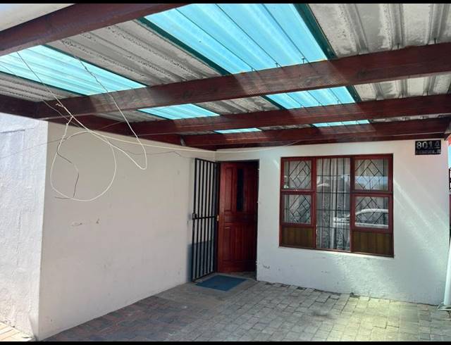 5 BEDROOM HOUSE FOR SALE IN PHILIPPI EAST